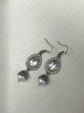 Load image into Gallery viewer, Vintage Crystal Dangling Earrings
