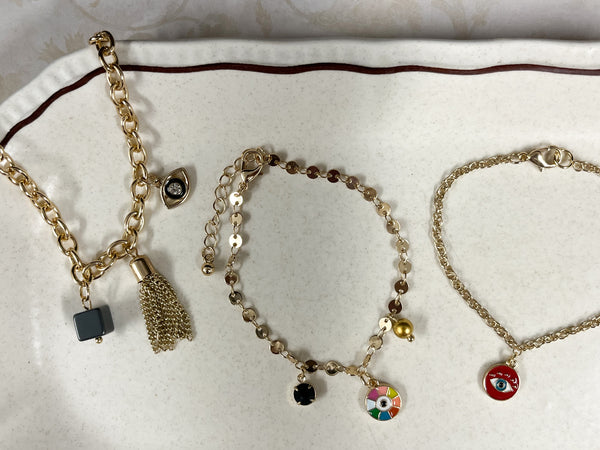 Golden Tassel Eye Charms