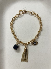 Load image into Gallery viewer, Golden Tassel Eye Charms
